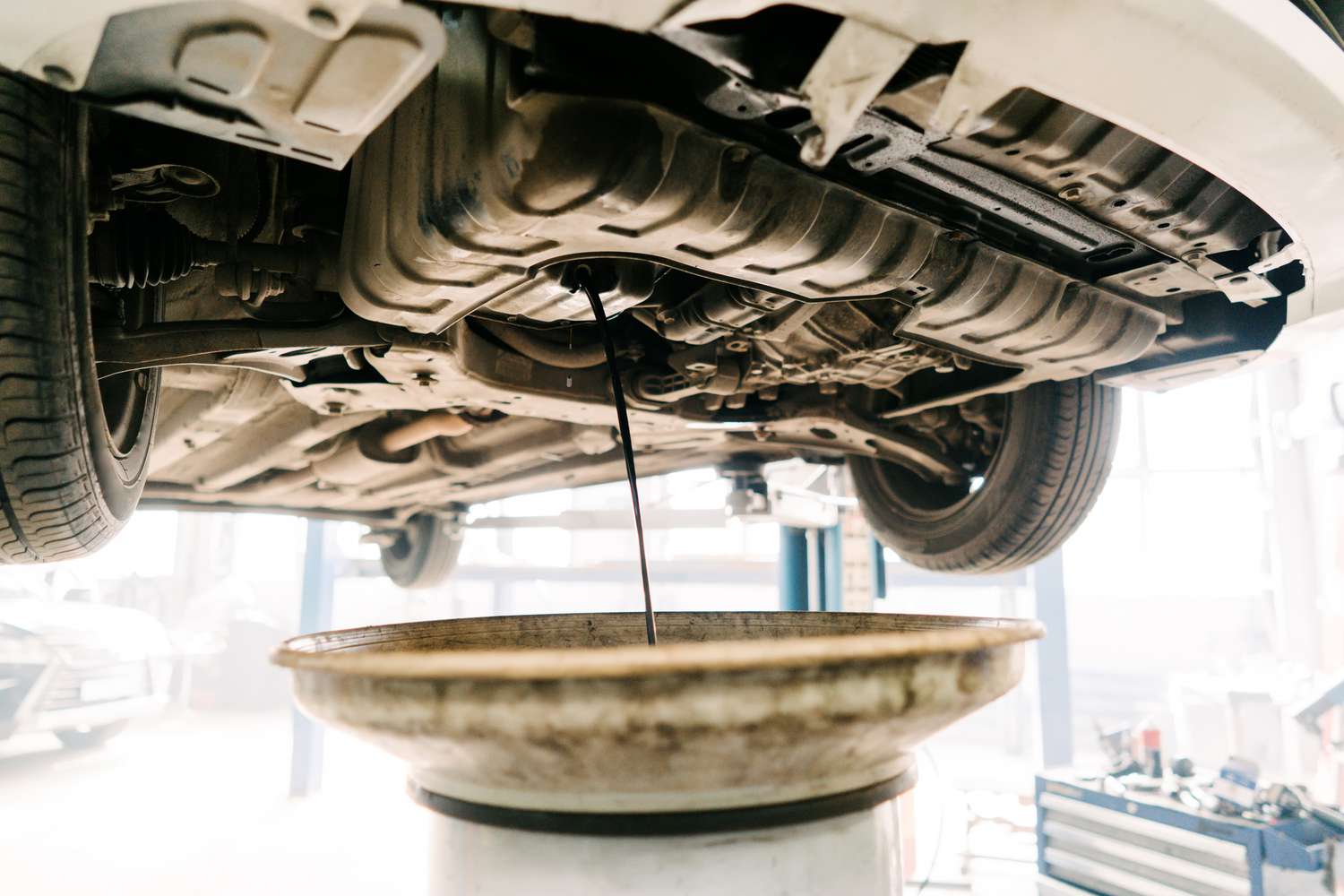 Fáradt olaj leadás egyszerűen – hova vihető a használt motorolaj?